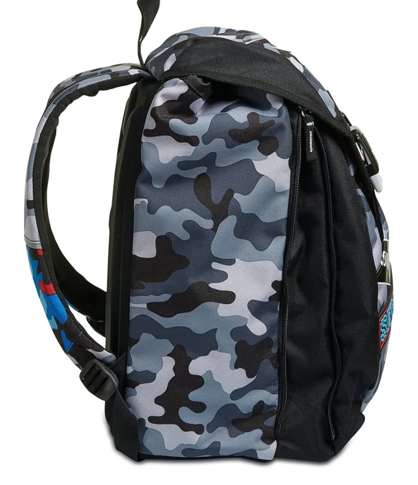 Outlet Seven ® Expandable Backpack - Challenge Boy